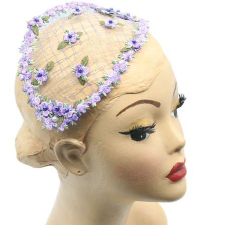 Fascinator bestickt in Handarbeit🪻