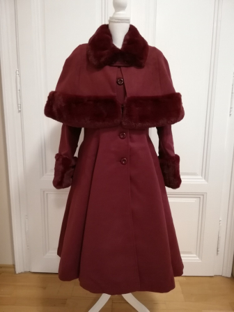 Swingmantel mit Cape und Kunstpelz Gr.36-40
