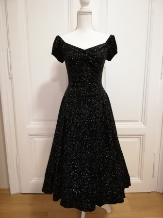 Abendkleid mit Glitzersamt