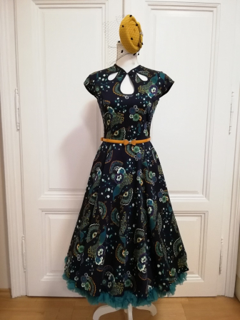 Inklusive Premium Petticoat in Emerald