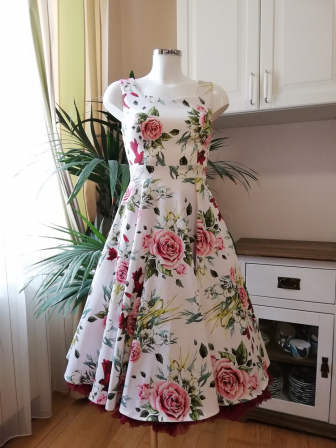 Rosenkleid Carole Gr.36