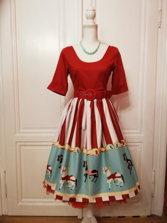 Entzückendes Karussellkleid Gr.34-40
